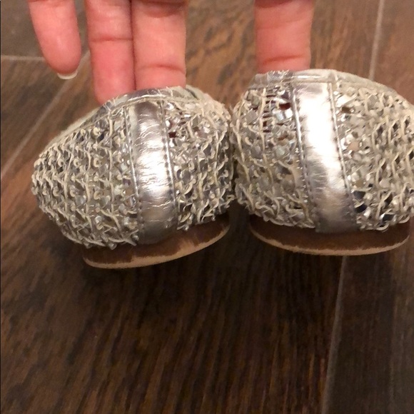 Zara Girls Silver woven flats size 6 - Picture 4 of 4